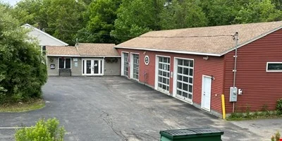 Chestnut Hill Auto — Sale in Sandown, NH, photo 2 of 8