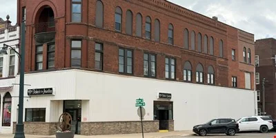202 South Broadway Avenue - multifamily for sale in albert lea, MN