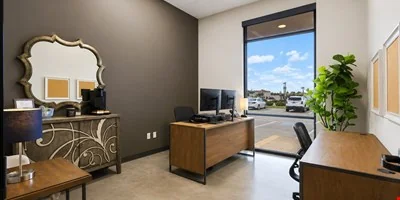 430 E Nasa Pky — Sale in Webster, TX, photo 5 of 8