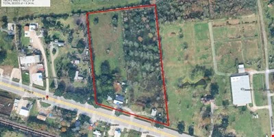 19618 E Highway 6 — Sale in Alvin, TX, photo 2 of 4