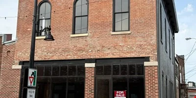 170 S Madison Ave Retail & Office Opportunity — Sale in Greenwood, IN, photo 2 of 4