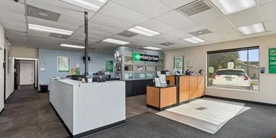 Tampa E. Busch Blvd Investment Opportunity — Sale in Tampa, FL, photo 7 of 8