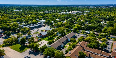 1614 Wheless Ln, Austin, TX 78723 — Sale in Austin, TX, photo 2 of 8