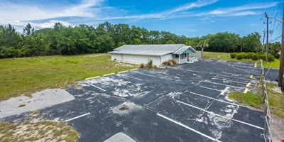 9073 Heckscher Dr — Sale in Jacksonville, FL, photo 4 of 8