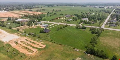 102 S Old Wire Road — Sale in Lowell, AR, photo 8 of 8