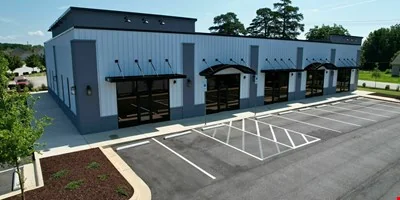 1,600 SF Warm Shell Suite | Minutes to I-40 | Garner — Lease in Garner, NC, photo 5 of 8