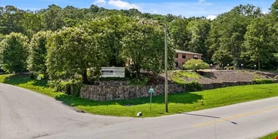 2 Executive Suites — Lease in Chattanooga, TN, photo 3 of 8