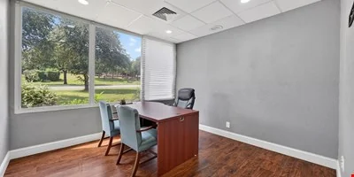 1404 W Walnut Hill Ln — Lease in Irving, TX, photo 7 of 8