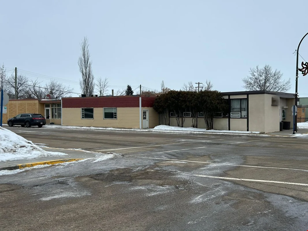 MIXED-USE INVESTMENT - retail for sale in ab, 