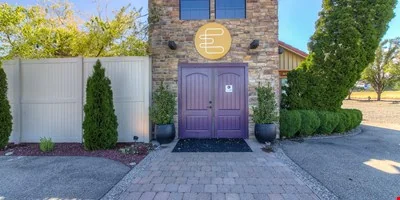590 Merlot Dr — Sale in Prosser, WA, photo 2 of 8
