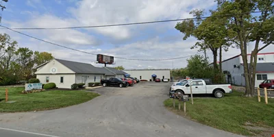 5500 W 96th St - office for sale in zionsville, IN