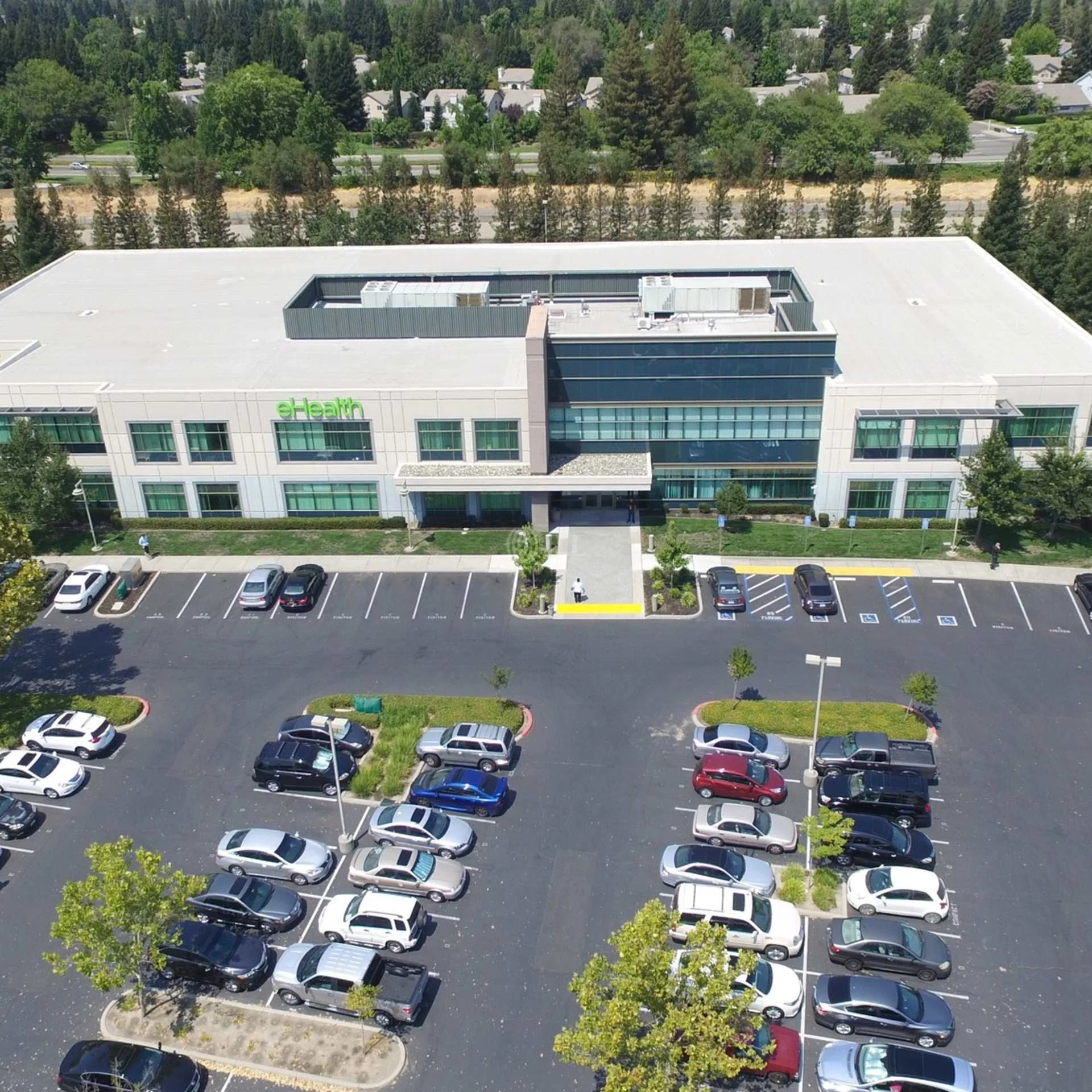 Bldg E — Lease in Gold River, CA, photo 2 of 4