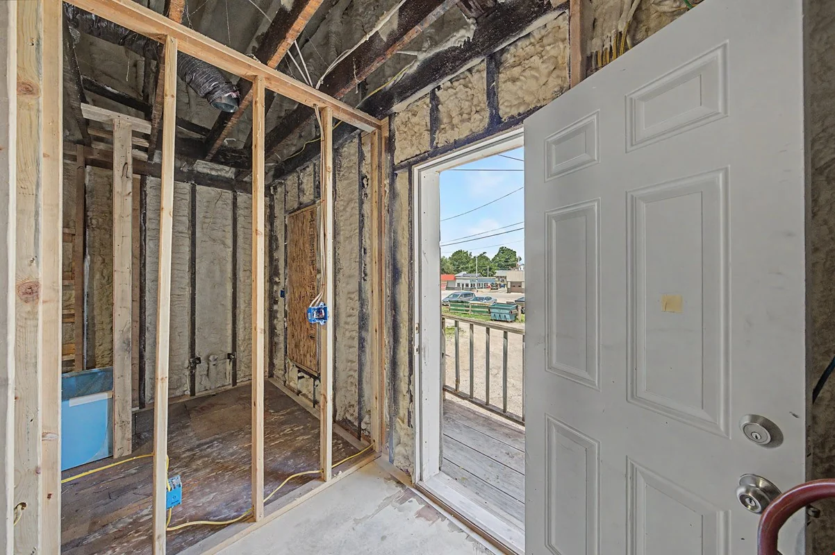726 12th Street — Sale in Belle Plaine, IA, photo 4 of 8