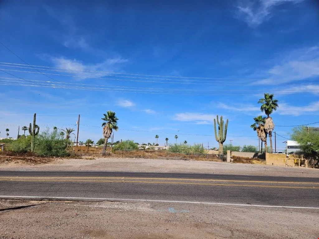 Great MFR or Mixed Use Development Opportunity! — Sale in Mesa, AZ, photo 3 of 8