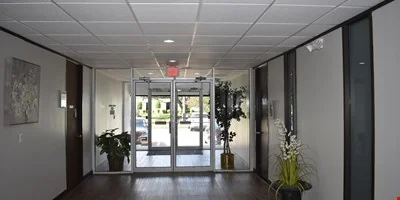 17041 El Camino Real - office for sale in houston, TX