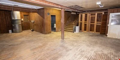 10 West Mravlag Place, Elizabeth — Sale in Elizabeth, NJ, photo 4 of 8