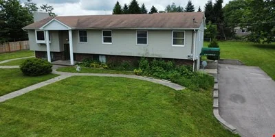 3965 Parsons Road — Sale in Howell, MI, photo 2 of 8