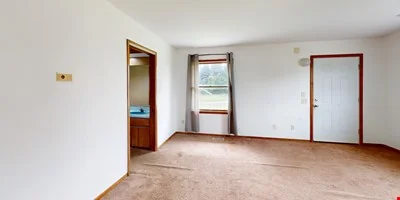 3965 Parsons Road — Sale in Howell, MI, photo 6 of 8