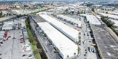±10,000 |Dock High Warehouse|Medley - industrial for sale in medley, FL