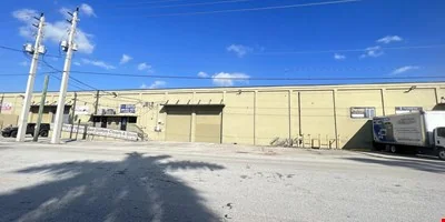 ±10,000 | Dock-High Warehouse | Hialeah - industrial for sale in hialeah, FL