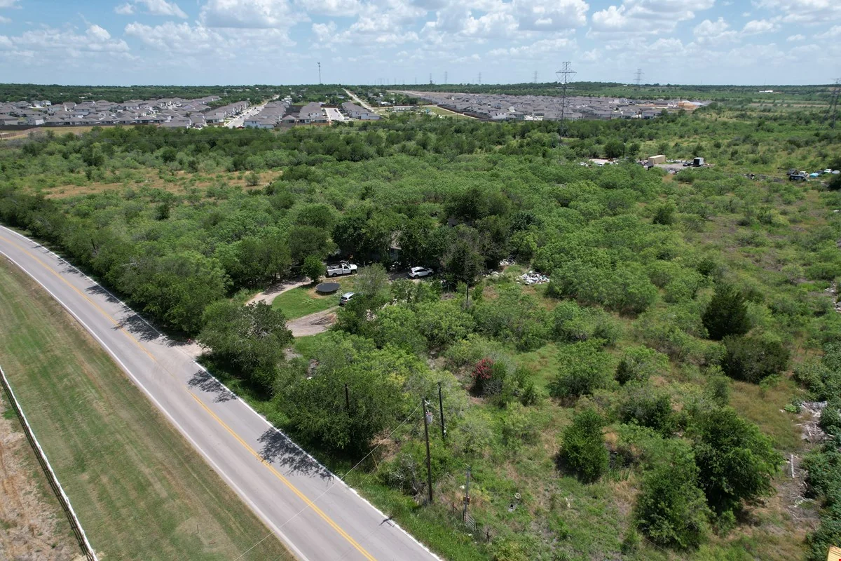 6409 Old Lockhart Road — Sale in Buda, TX, photo 4 of 8