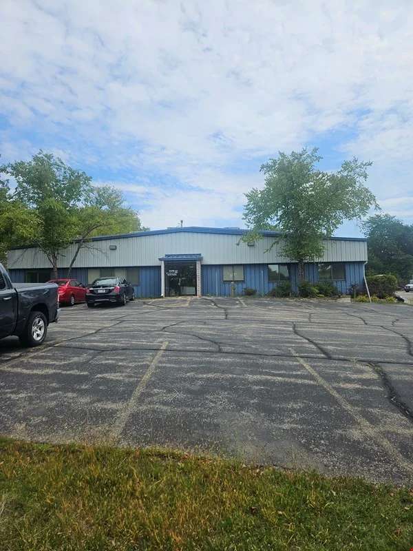 Office/Flex/Warehouse for Sale — Sale in Madison, WI, photo 6 of 6
