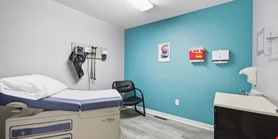 Medical Office in Robersonville — Sale in Robersonville, NC, photo 2 of 8