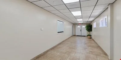 510 S 9th St — Sale in Las Vegas, NV, photo 5 of 8
