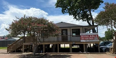 405 8th St, Kemah TX 77565- Office/Retail Opportunity — Sale in Kemah, TX, photo 2 of 8