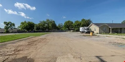983 W Sunset Ave — Sale in Springdale, AR, photo 5 of 8
