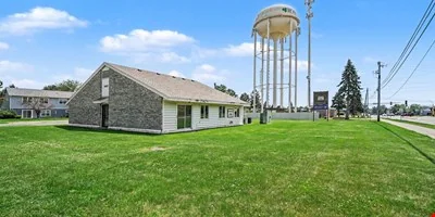 Rosemount Office Building with Excess Parking and… — Sale in Rosemount, MN, photo 4 of 8