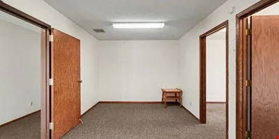 Rosemount Office Building with Excess Parking and… — Sale in Rosemount, MN, photo 8 of 8