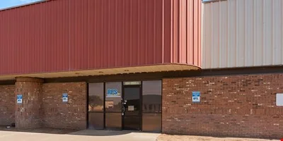 6104 45th St - Newly Renovated Industrial Flex Property — Lease in Lubbock, TX, photo 1 of 8