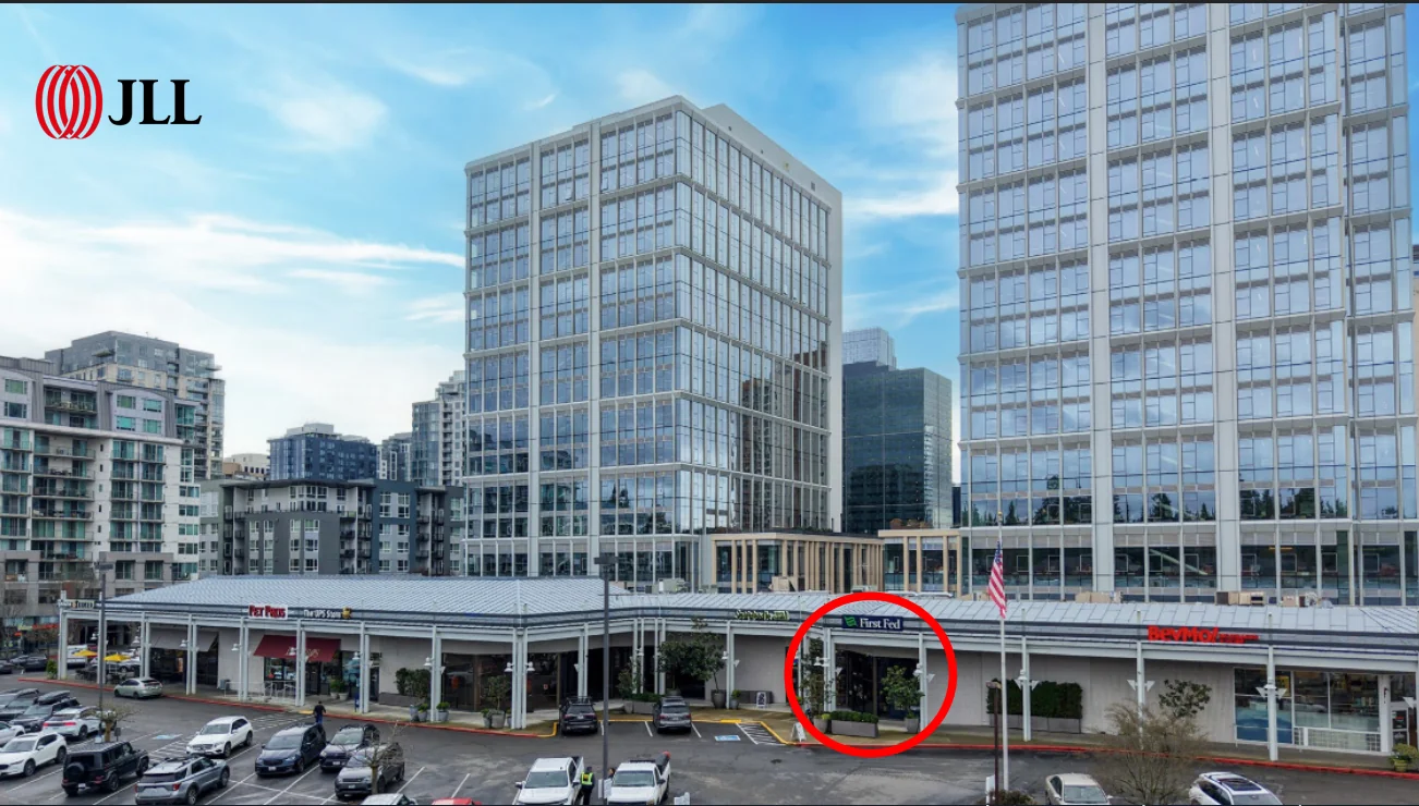 Bellevue North Shopping Center — Lease in Bellevue, WA, photo 1 of 4