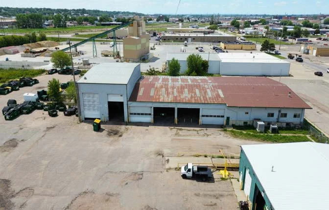 1230 Steuben St — Sale in Sioux City, IA, photo 1 of 8