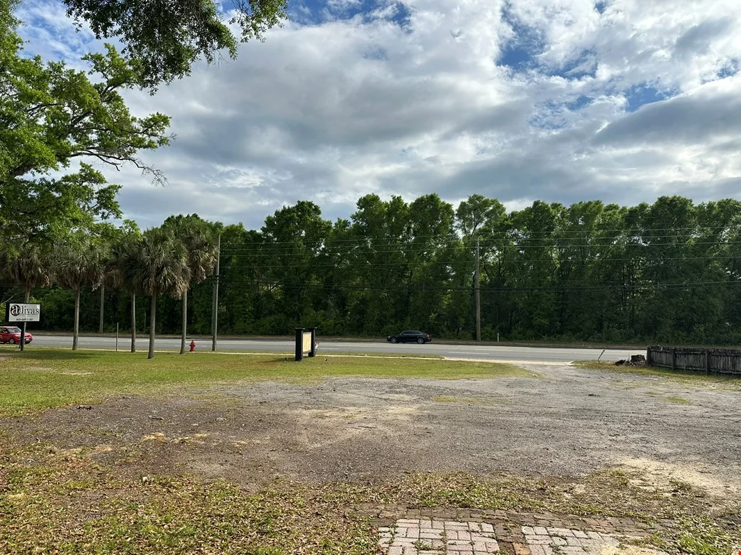 426 W James Lee, Crestview, FL — Sale in Crestview, FL, photo 4 of 8