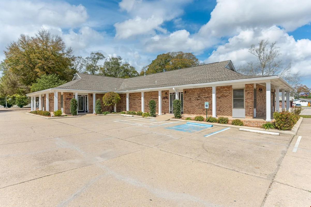 1078 S Ferdon Blvd — Sale in Crestview, FL, photo 8 of 8
