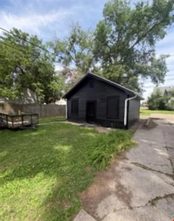 1611 W Barker Ave - multifamily for sale in peoria, IL
