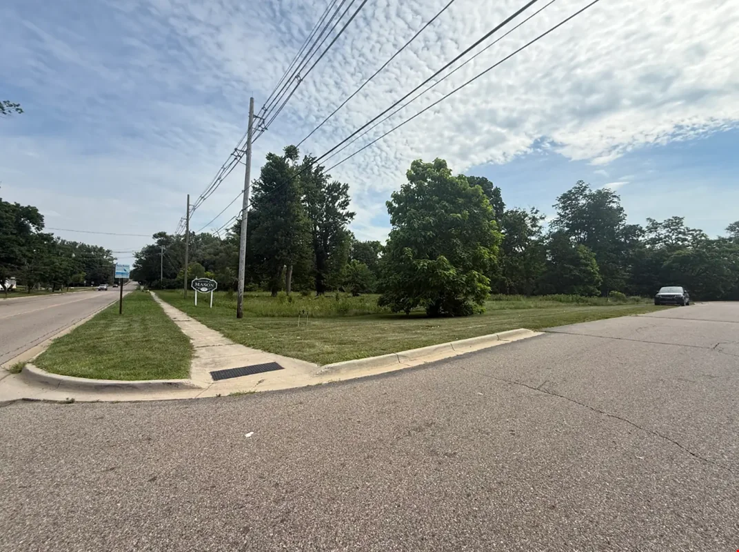 1123 S. Jefferson — Sale in Mason, MI, photo 8 of 8
