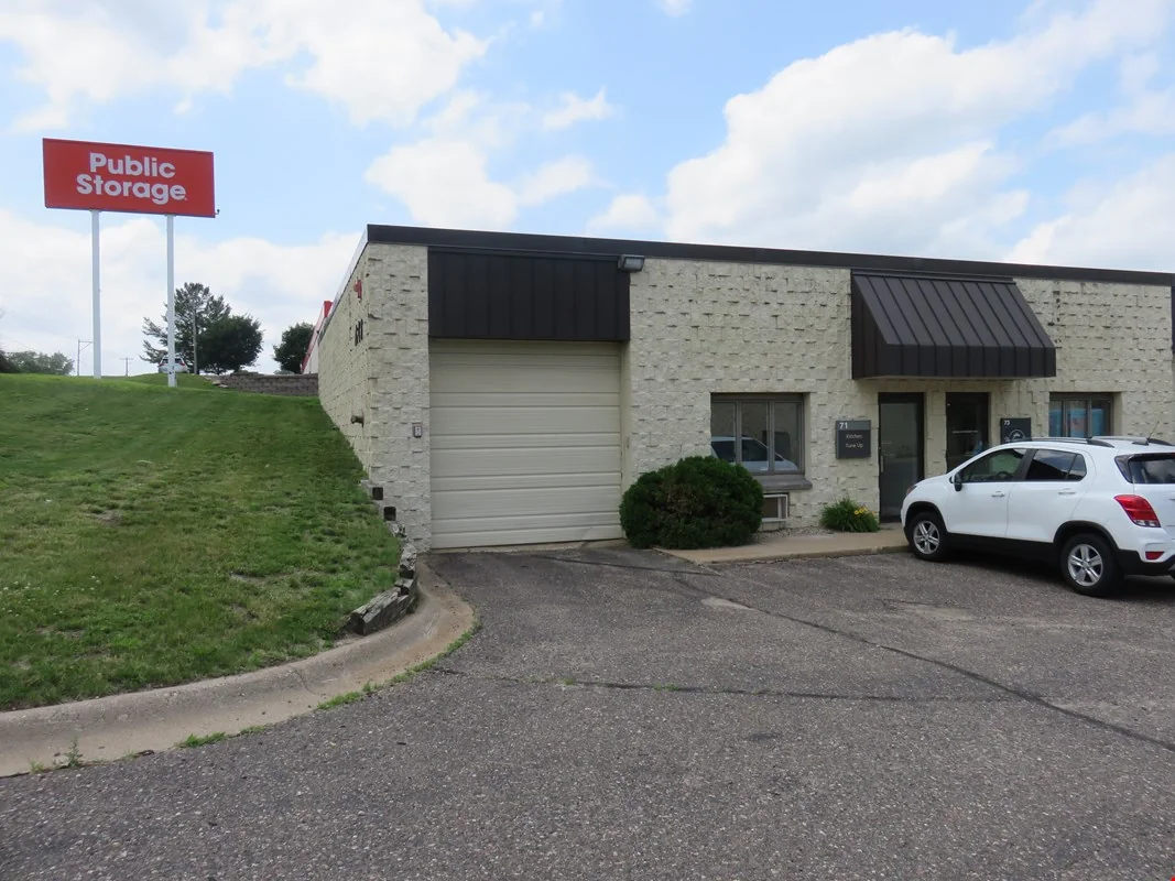 71 County Rd B East - Little Canada — Lease in Little Canada, MN, photo 1 of 8