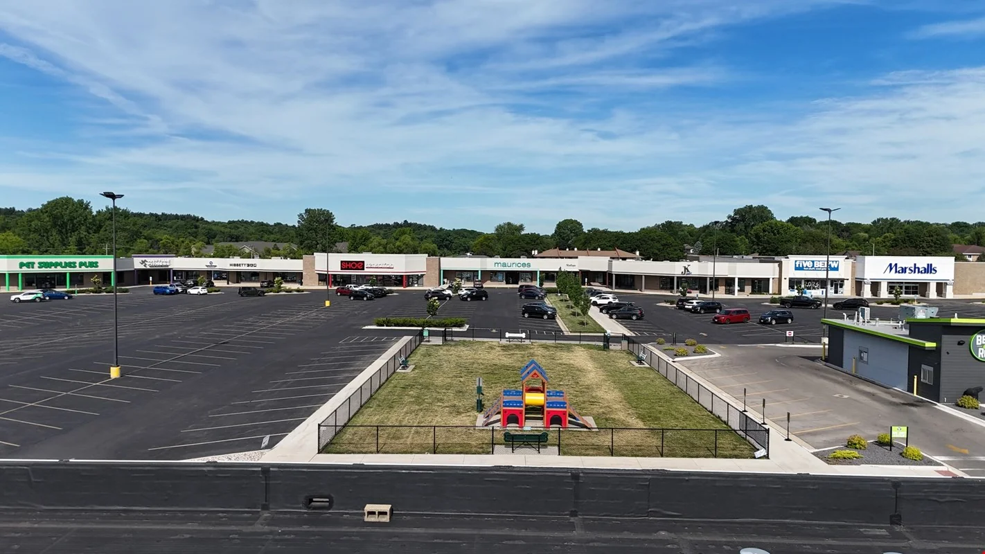 1810-1876 S West Ave The Meadows Shopping Center… — Lease in Freeport, IL, photo 5 of 8