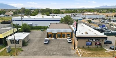 Prime Office Building with Exceptional Frontage — Sale in Salt Lake City, UT, photo 1 of 8