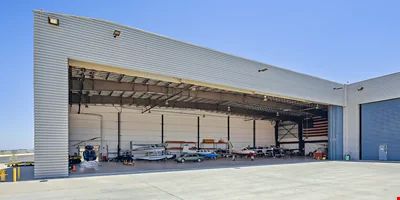 800 Aviation Dr - SoCal Executive Hangar at KCMA — Sale in Camarillo, CA, photo 3 of 8