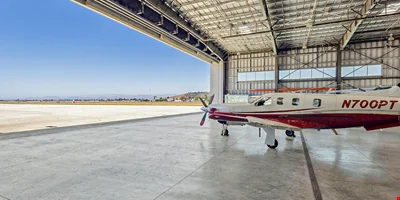 800 Aviation Dr - SoCal Executive Hangar at KCMA — Sale in Camarillo, CA, photo 5 of 8