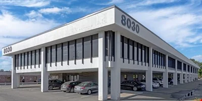 Cedar Professional Office Building — Lease in Bloomington, MN, photo 1 of 8