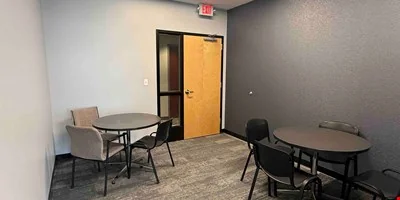 Cedar Professional Office Building — Lease in Bloomington, MN, photo 2 of 8