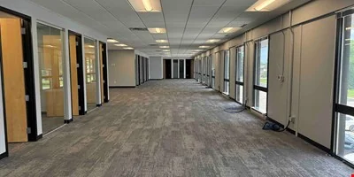 Cedar Professional Office Building — Lease in Bloomington, MN, photo 7 of 8