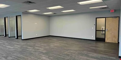 Cedar Professional Office Building — Lease in Bloomington, MN, photo 6 of 8