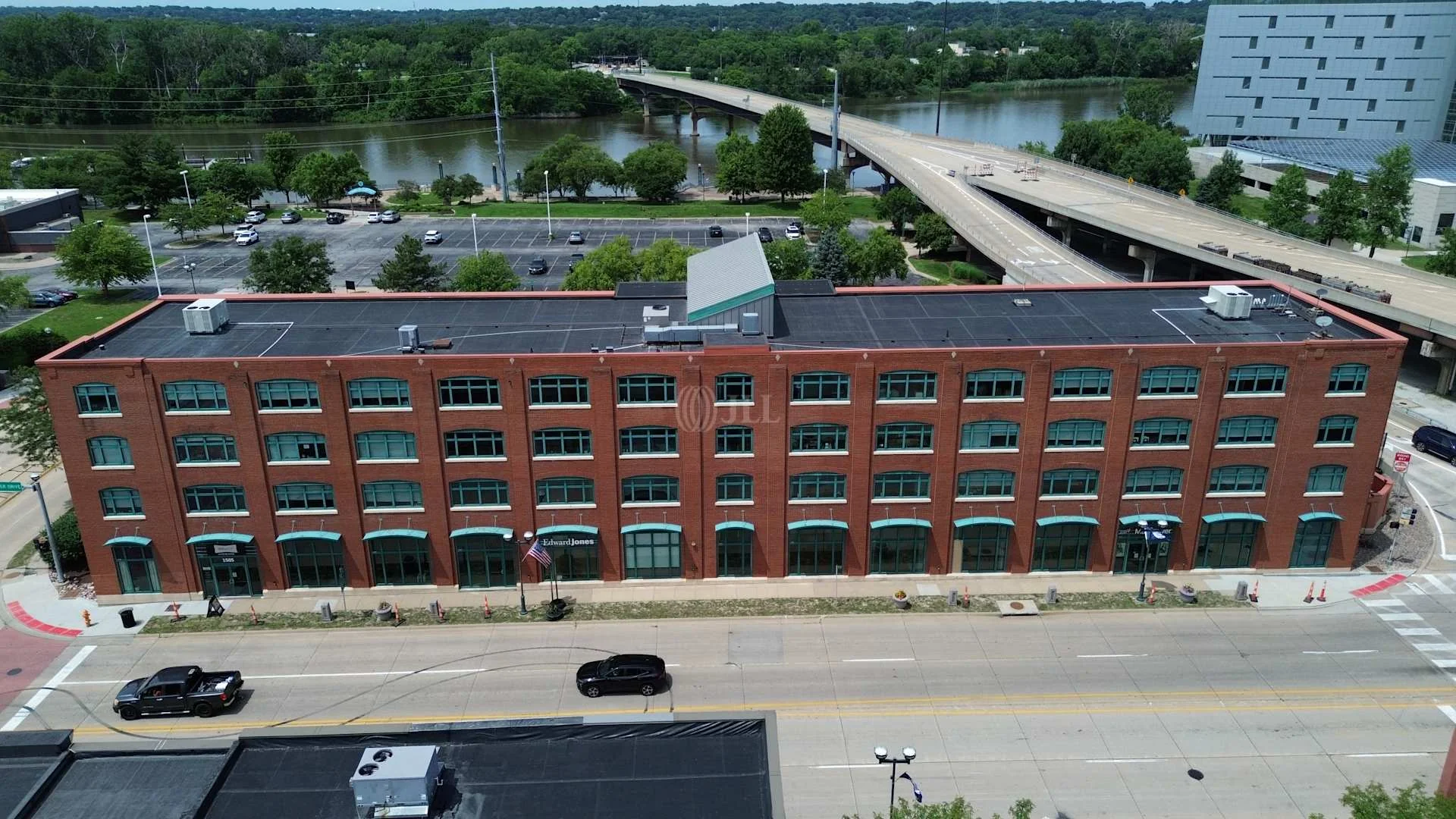 1501 River Dr — Lease in Moline, IL, photo 8 of 8