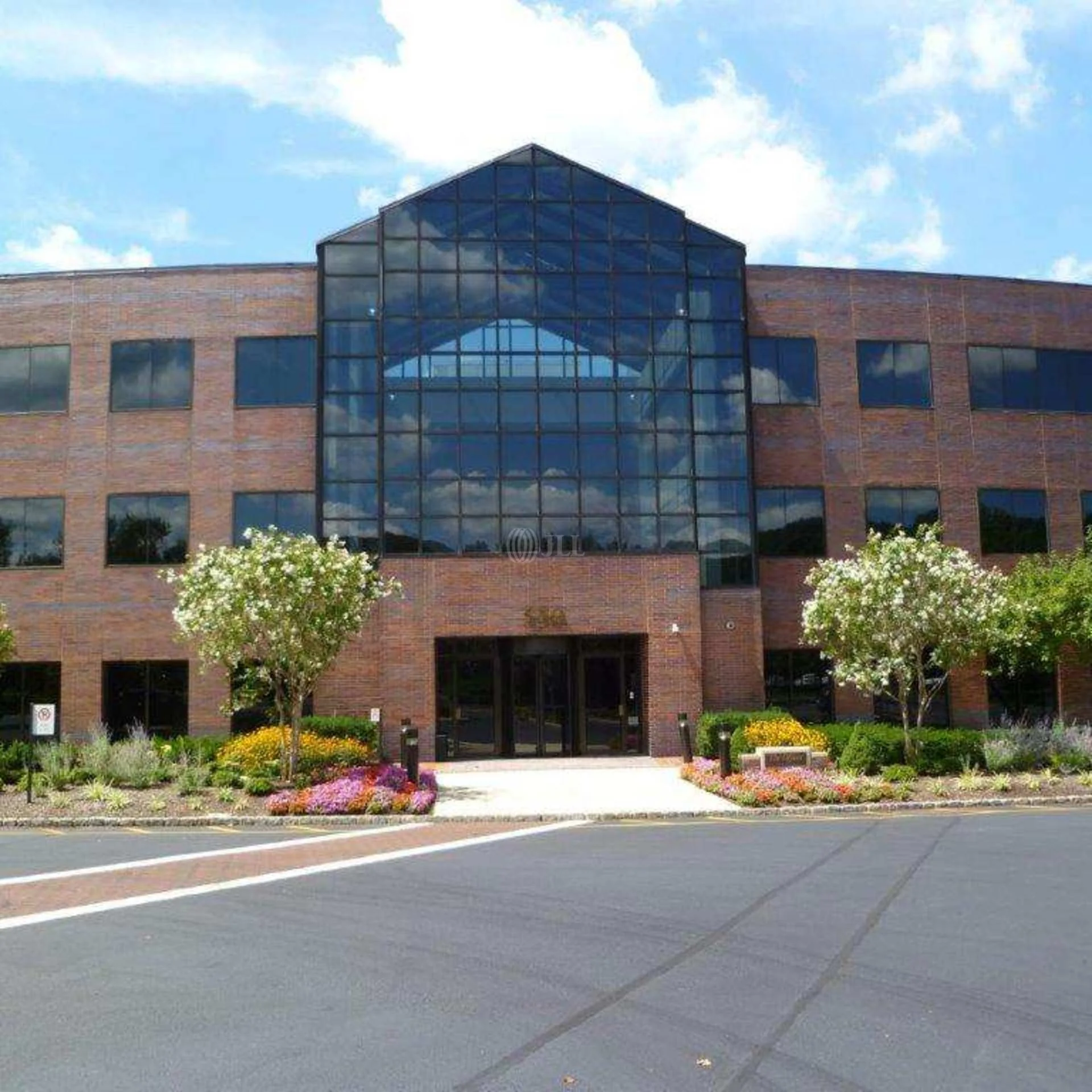 The Offices at Bedminster — Lease in Bedminster, NJ, photo 3 of 4